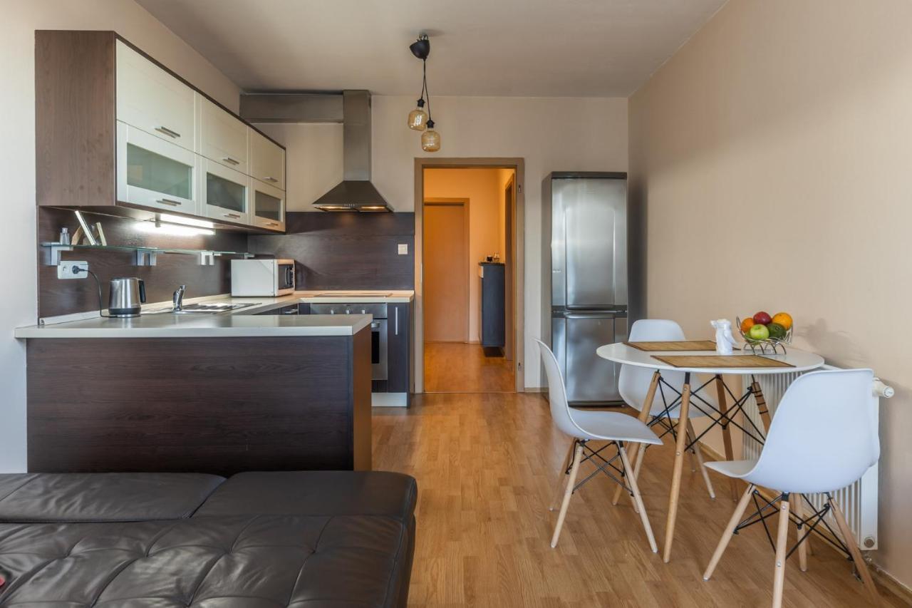 Apartmán v Aleji Bratislava Exterior foto
