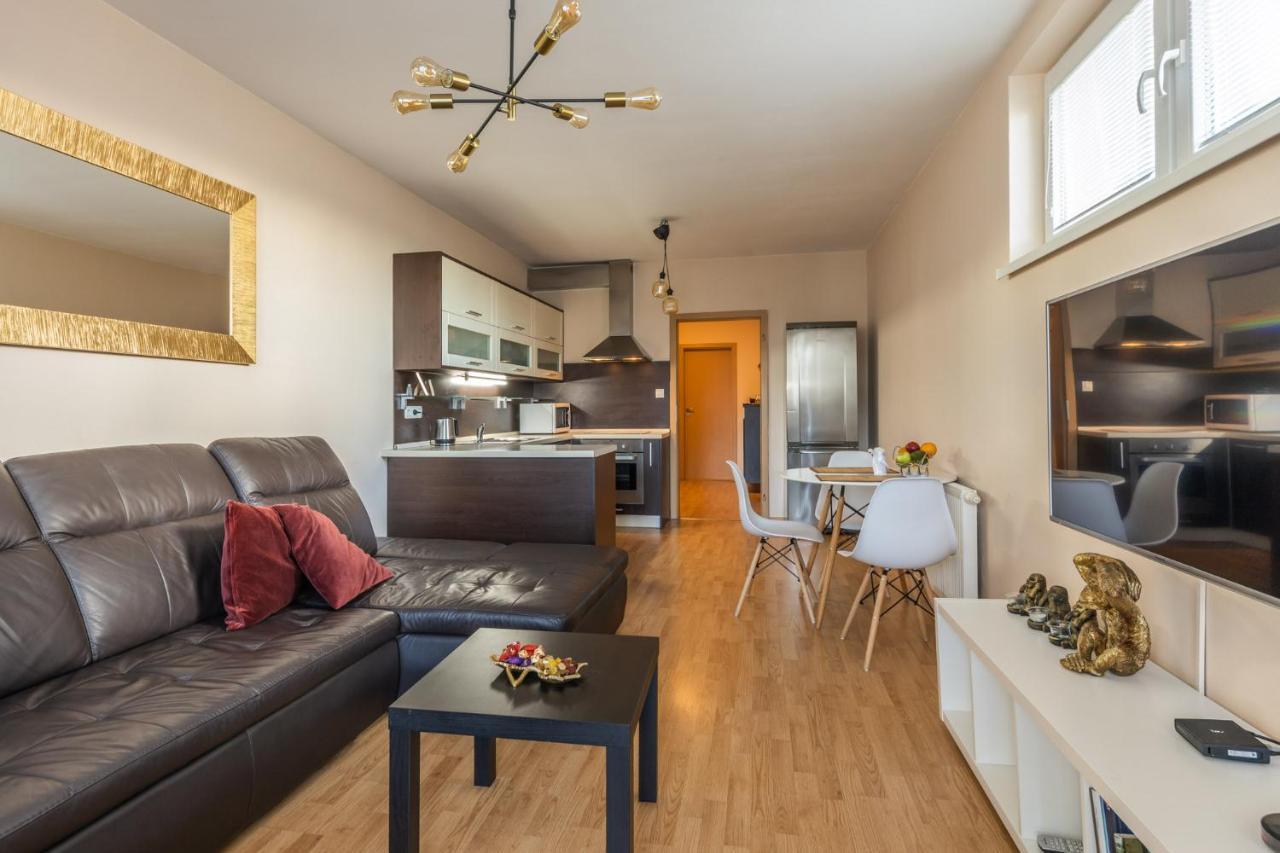 Apartmán v Aleji Bratislava Exterior foto